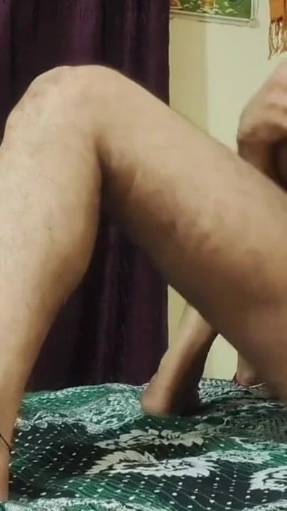 Волнующий момент из "Chut Mein Land Сводной сестры Ghodi Bana Ke"