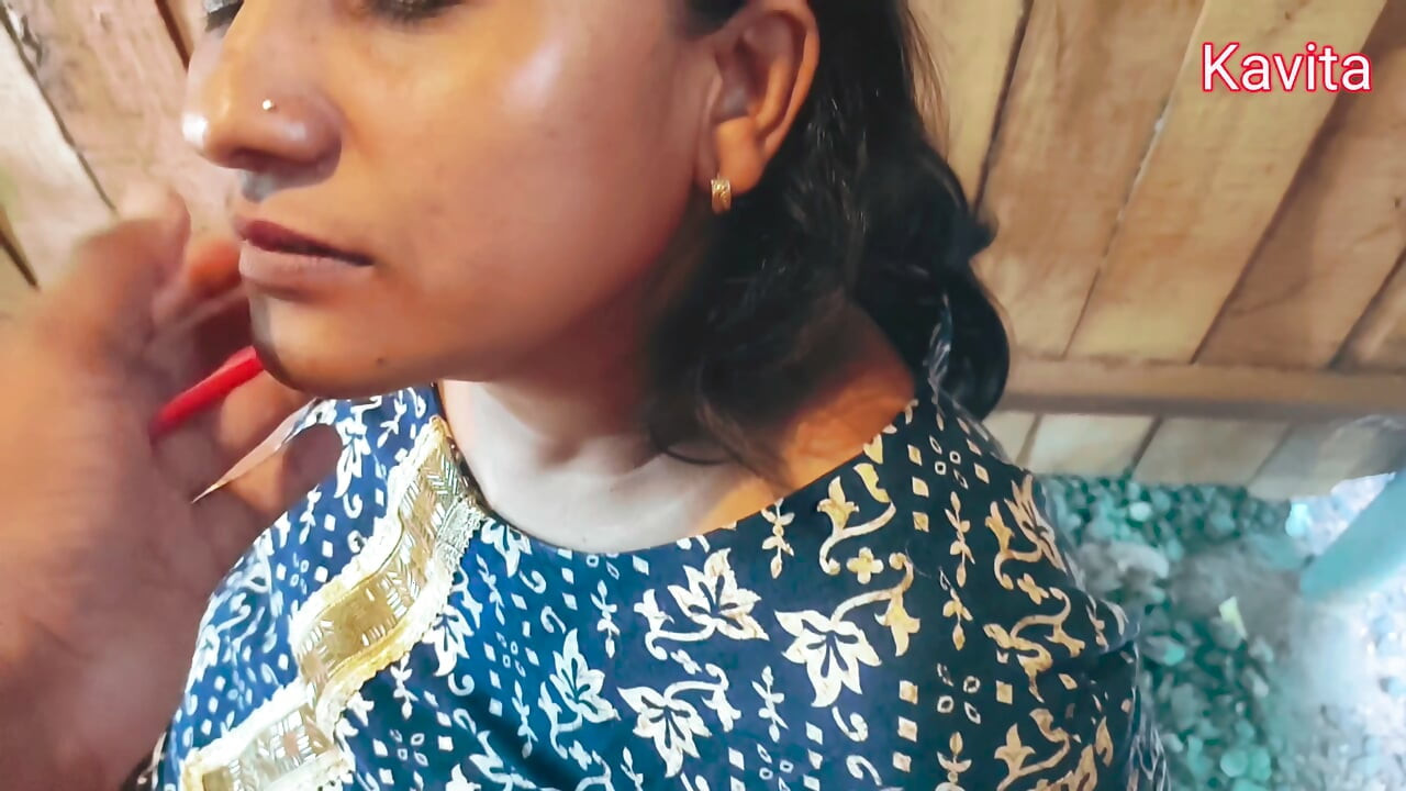 Hintli kavita ve tatya piknik çadırında sikişiyor