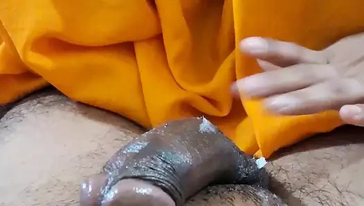 En iyi arkadaşını hisset, ateşli Hintli kız anal seks yapıyor