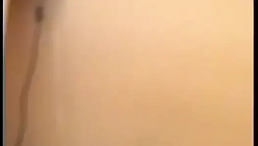 Büyük bir yarak için iki sürtük!