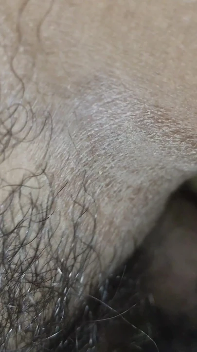 She took off her shorts from behind and her legs high. | Clip 1