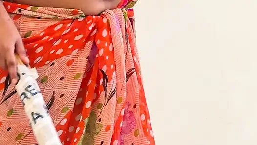 Hintli etnik köken güzel sari giyen hizmetçi Suudi Arabistan'da sikiliyor - sert sikiş ve boşalma