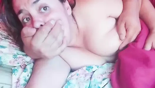 Üvey anne sabah sürpriz anal sikişiyor