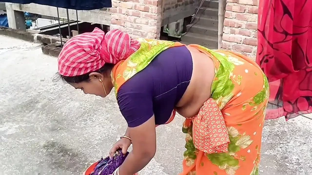 Beutyfull Hintli kız odada ev yapımı sikişiyor hardcoresex net Hintçe ses