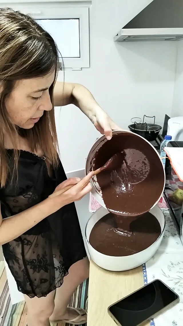 SPERM CAKE - MILF, POV, LATINA