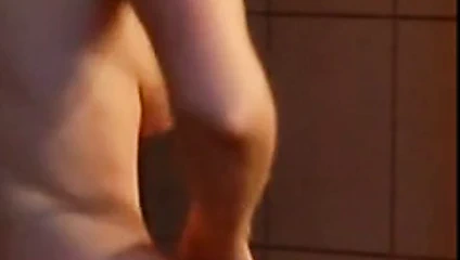 sarkık göğüsleri ile karım