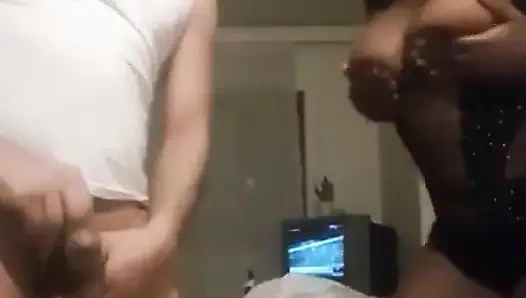 Üniversiteden güzel kadın çok sikişiyor