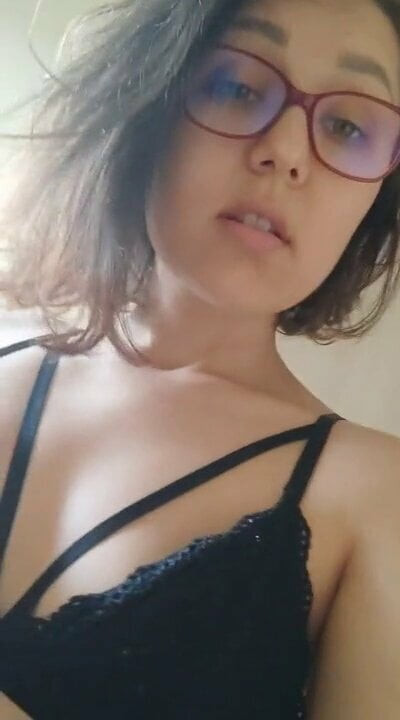 Benim iyi oğlum ol, joi kraliçesi, metresin, daha fazlasını görmek ister misin?