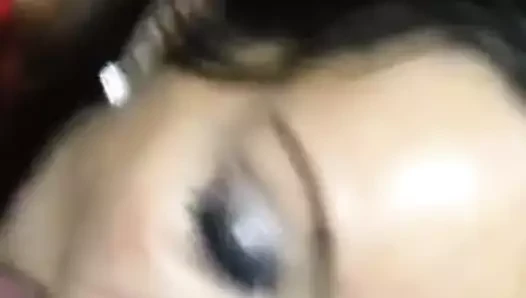 Troia mora fa un bel pompino