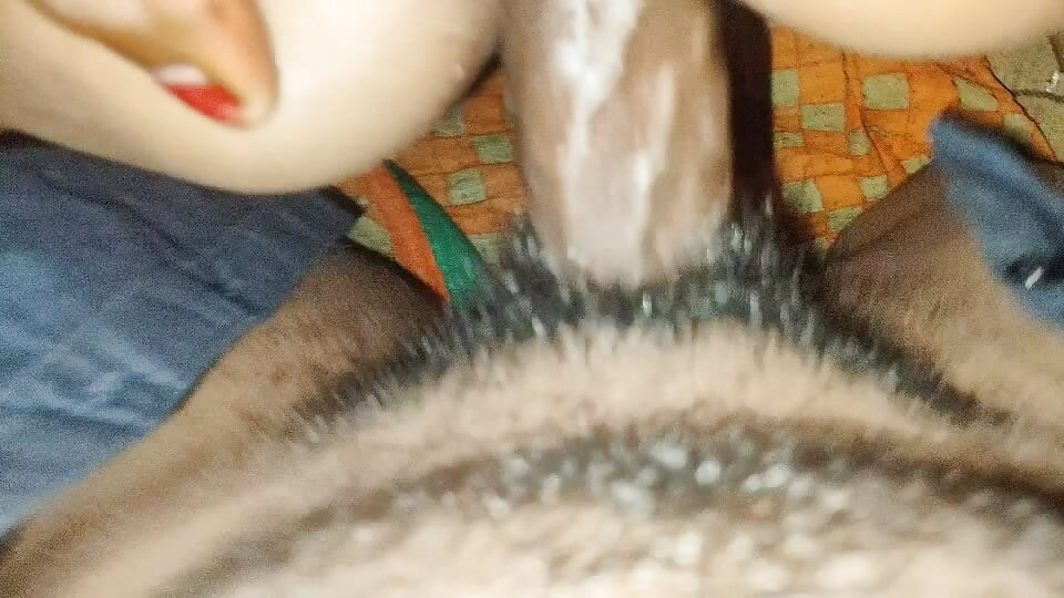 Kız arkadaş erkek arkadaş yakın çekim fuking videosu