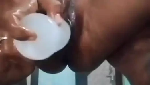 Divya'nın başka bir ateşli videosu