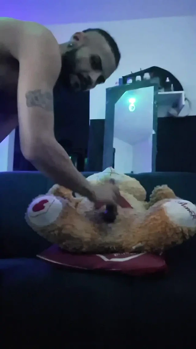 Those who have toys don't suffocate