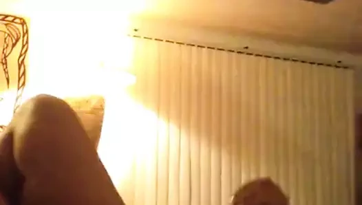 Çıplak saçmalık ve ayak oyunu