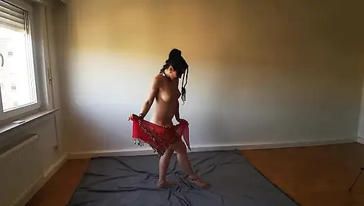 Seksi Arap köle ateşli dans ediyor - göbek sallayan kemer striptiz tamamen çıplak bitiyor