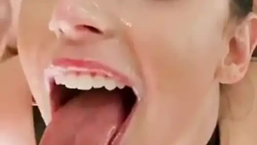 Cum üzerinde bir cumface