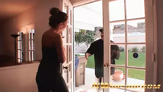 Üvey annem olgun büyük zenci yarağı sürtüğü