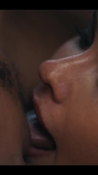 Cosplay lezbiyen vampir seks - dominant bdsm deri kızlar amcık yeme seansı | Klip 2