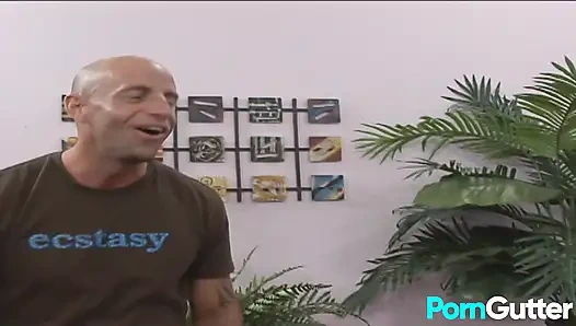 Kızıl saçlı sürtük Marsha Lord büyük aletine biniyor