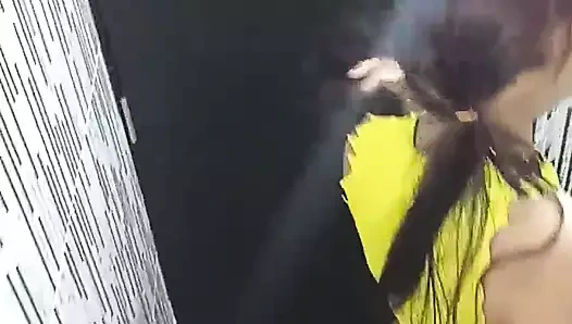 Ben bütün gün çalışırken arkadaşım karımı sikiyor ve mutluyum çünkü karım bundan hoşlanıyor ve ben onu seviyorum