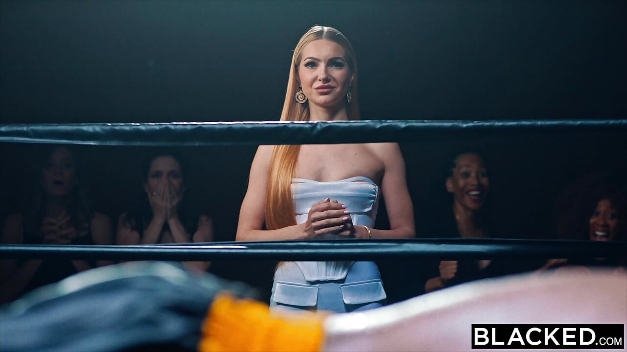 Blacked Vanna ve Little Dragon anal üçlü grup sekste büyük zenci yarağını paylaşıyor