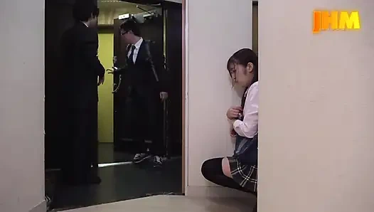 Yaşlı erkekleri severim. - C