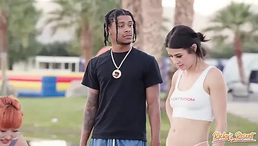 Ameena Green ve Willow Ryder bölümü