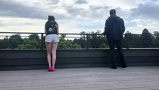 Dickflash çatı kafe macerası içine boşalma