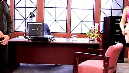 Raylene iyi anlaşmalar yapıyor