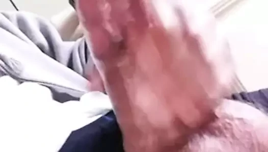 Püskürtme boşalmak için komşu üzerinde bir anda yoğun ilgi gören