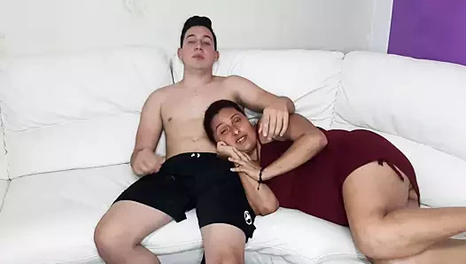 üvey annemin lezzetli amını yiyorum