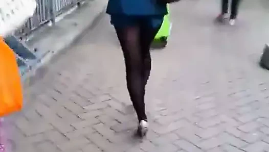 Çinli fahişe yürüyüş