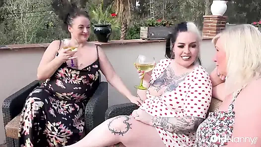 OldNanny - Curvy Tattooed BBW Lesbians Kissing And Outdoors