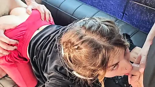 Um amigo veio nos visitar e acabamos fazendo o ménage mais intenso e real da nossa vida