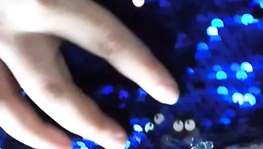 Büyüleyici hipnotik göğüsler. deneysel porno.