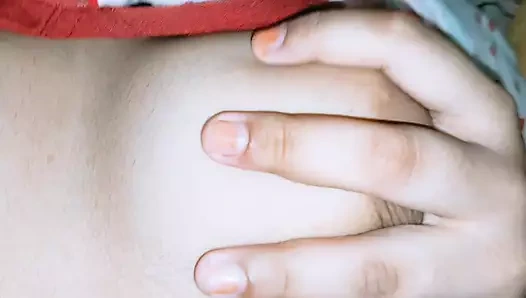 Hintli yerel seksi kız parmaklıyor