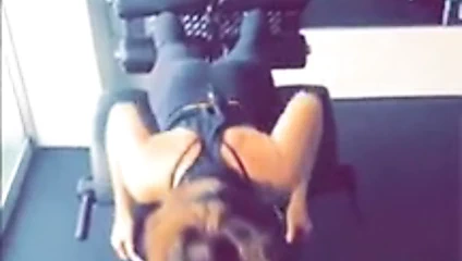 Alison brie çalışma dışarı