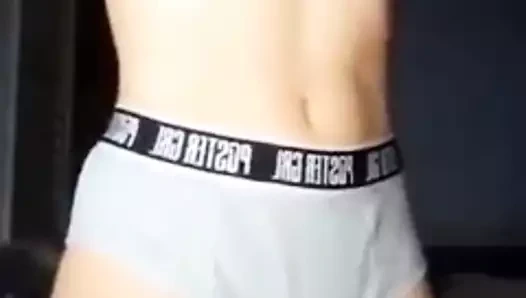 Ateşli sürtüğün sikişmesi