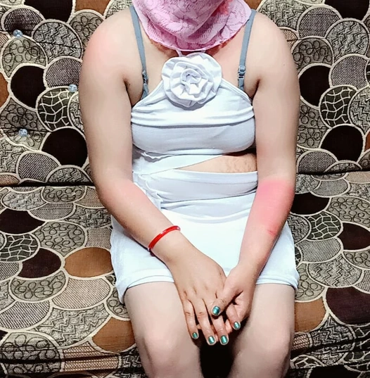 Ateşli yaz aylarında Bangladeşli kız erkek arkadaşını ilginç seks için davet etti