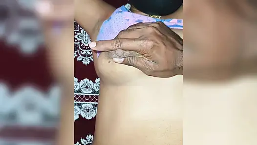 Yeni Desi çift ateşli seksi videolar