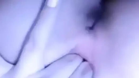 Kocanın cep telefonu, karısının eli ve benim amım