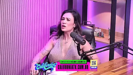 Ateşli orta yaşlı seksi kadın ve fantezileri