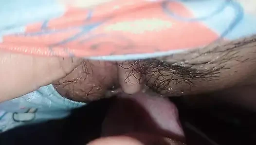 Sıcak latina ruhunu üvey kardeşi tarafından emilir - anne evde değil