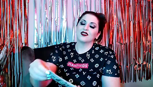 Açgözlü tanrıça findom asmr