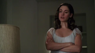 Alison brie - "deli adamlar" s1e12
