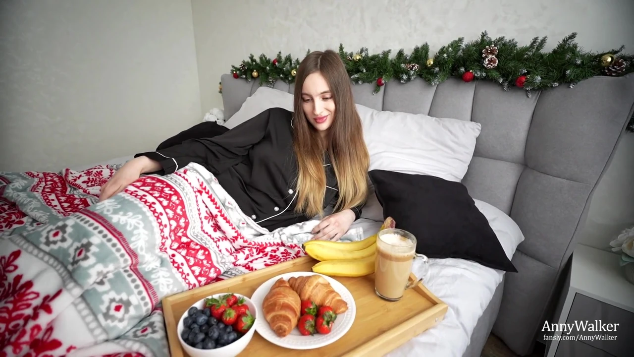 Christmas Breakfast for a Whore Stepsister – Anny Walker