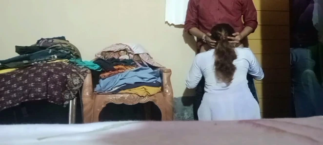 Öğretmen üniversite öğrencisini odasına getirdi...