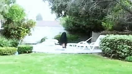 Sıcak esmer nadia istemek o sert