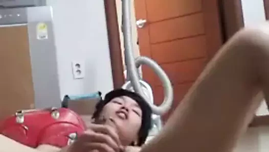 Koreli adam Mastürbasyon