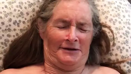 Büyükanne caydırılmayacak