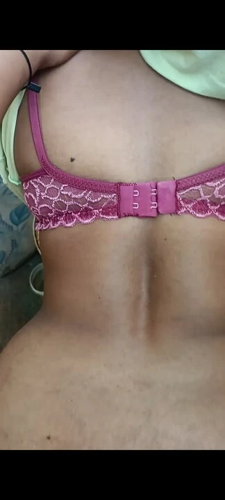 Hintli kız açık havada seks yapıyor ateşli kızlar